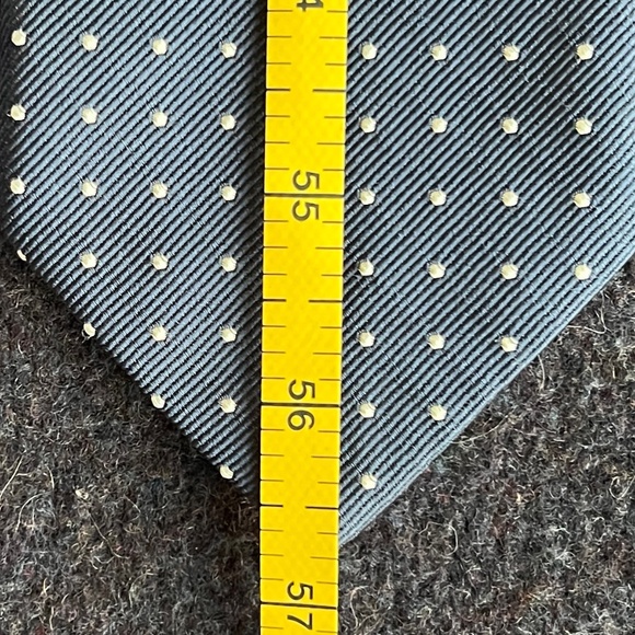 Silk Neck Tie - Picture 4 of 5